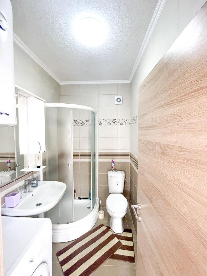 Upart House Apartment Petrovac Bagian luar foto